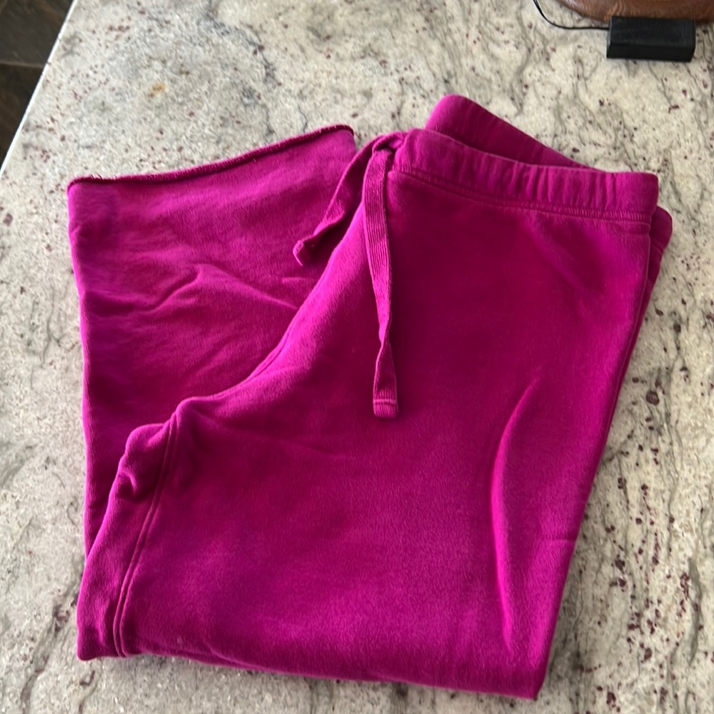 Frank & Eileen Magenta Size Large “Catherine”Triple Fleece Sweatpants EUC